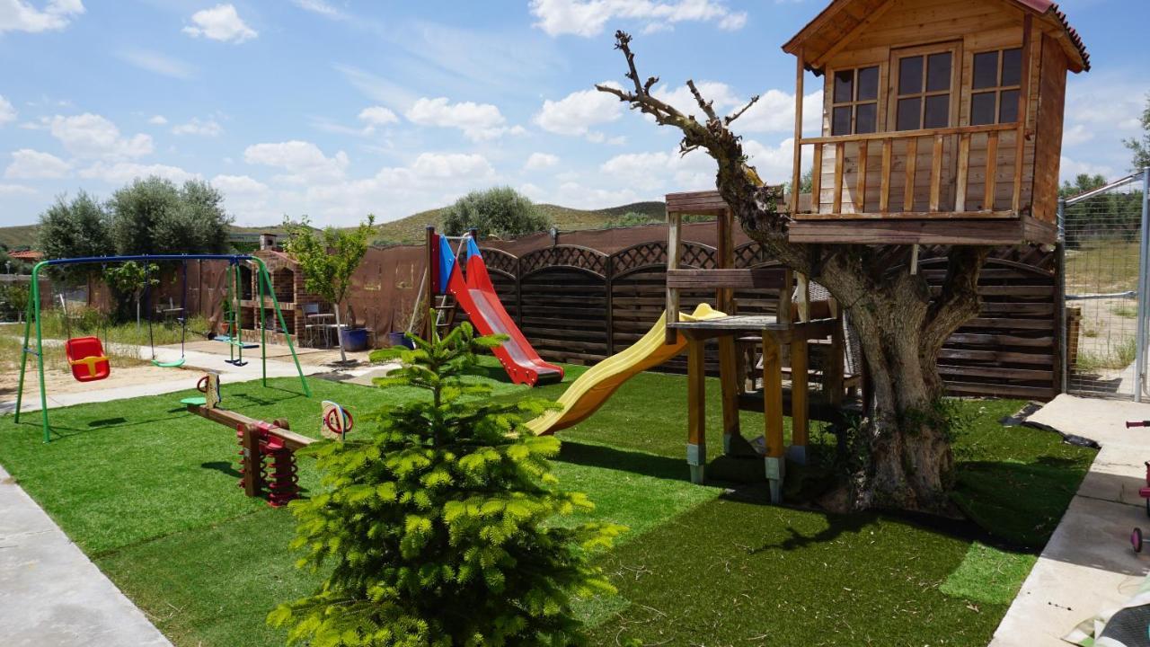 Вилла Cuchi Farm Чинчон Экстерьер фото