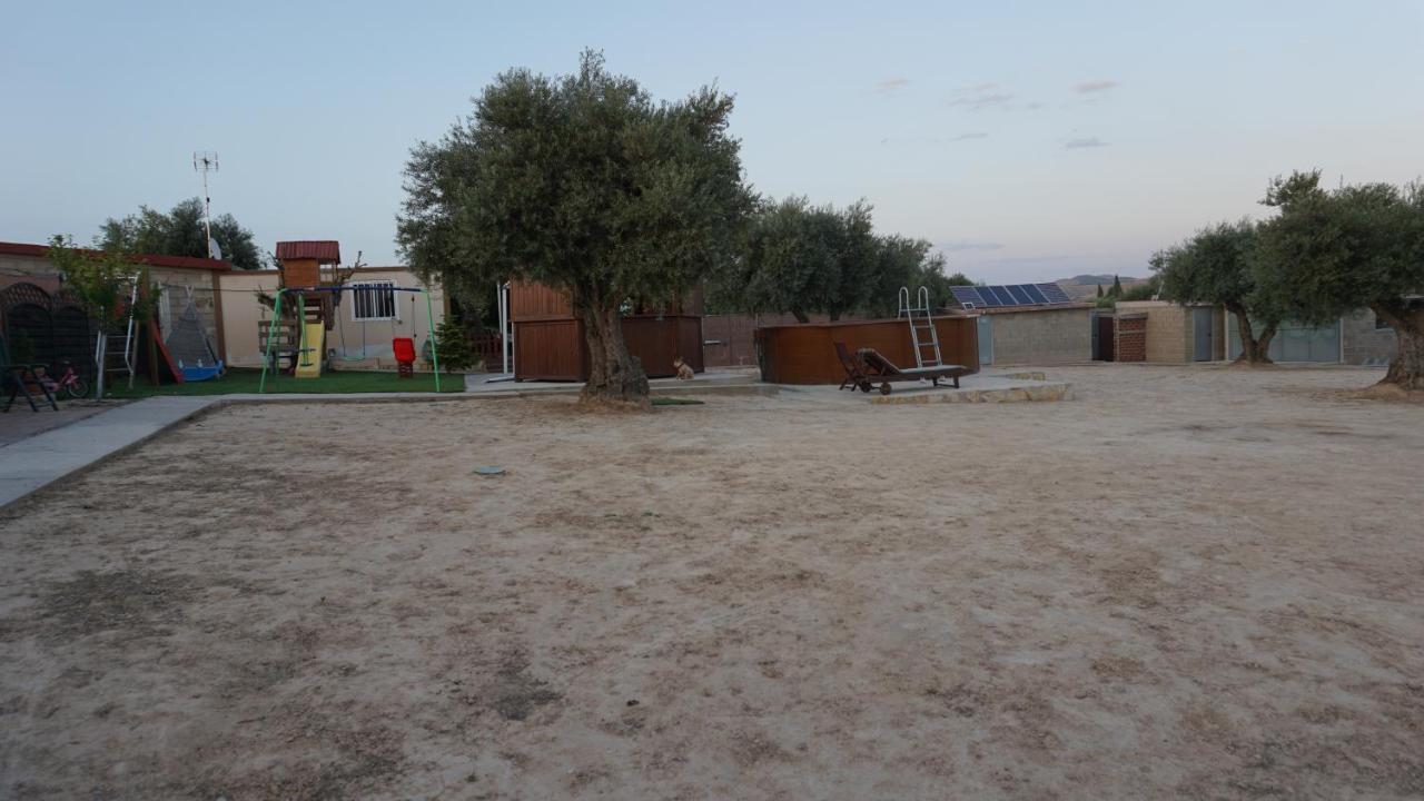 Вилла Cuchi Farm Чинчон Экстерьер фото